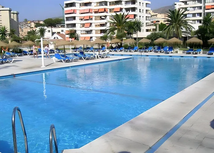 Spacious In The Heart Of La Nogalera Apartamento