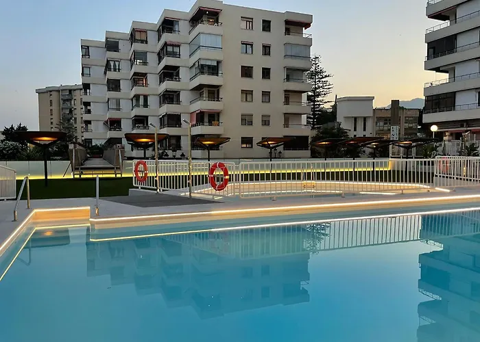 Spacious In The Heart Of La Nogalera Apartamento