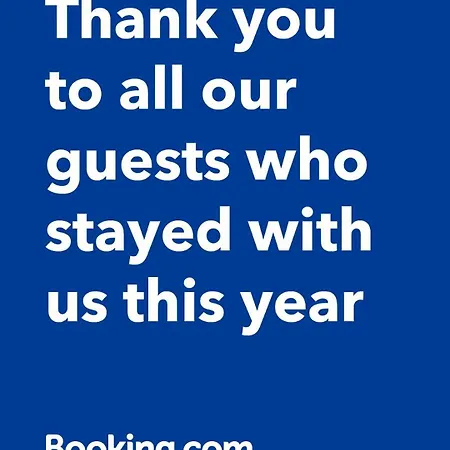 Апартаменты Spacious In The Heart Of La Nogalera